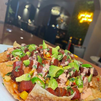 Ahi tuna nachos.