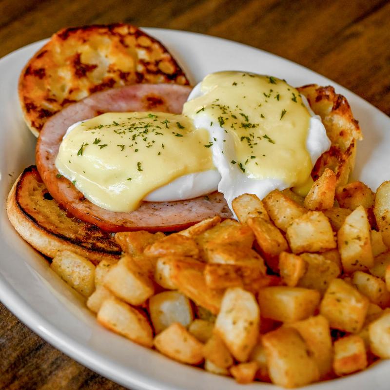 Eggs Benedict photo