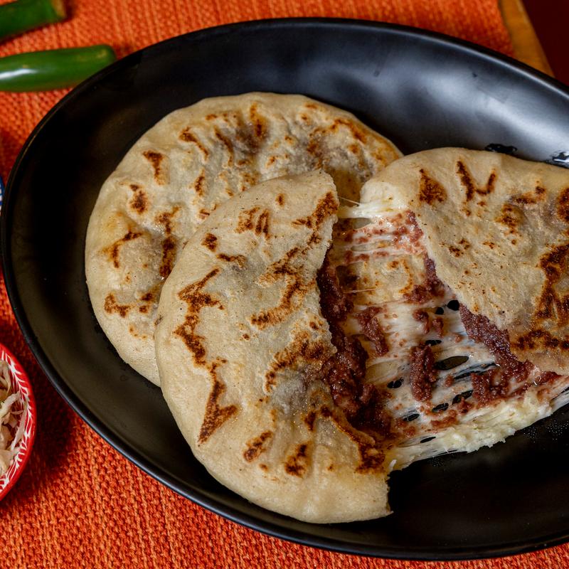 menu item 9 of 18, Queso y Frijoles