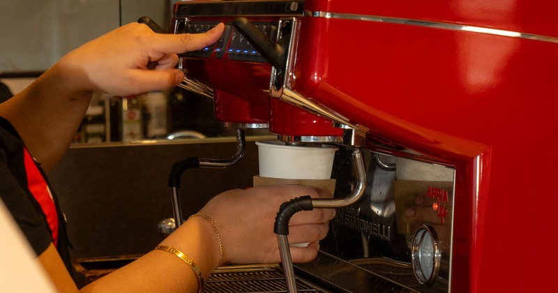 Wise Town Café hiring baristas and kitchen staff, Ottawa