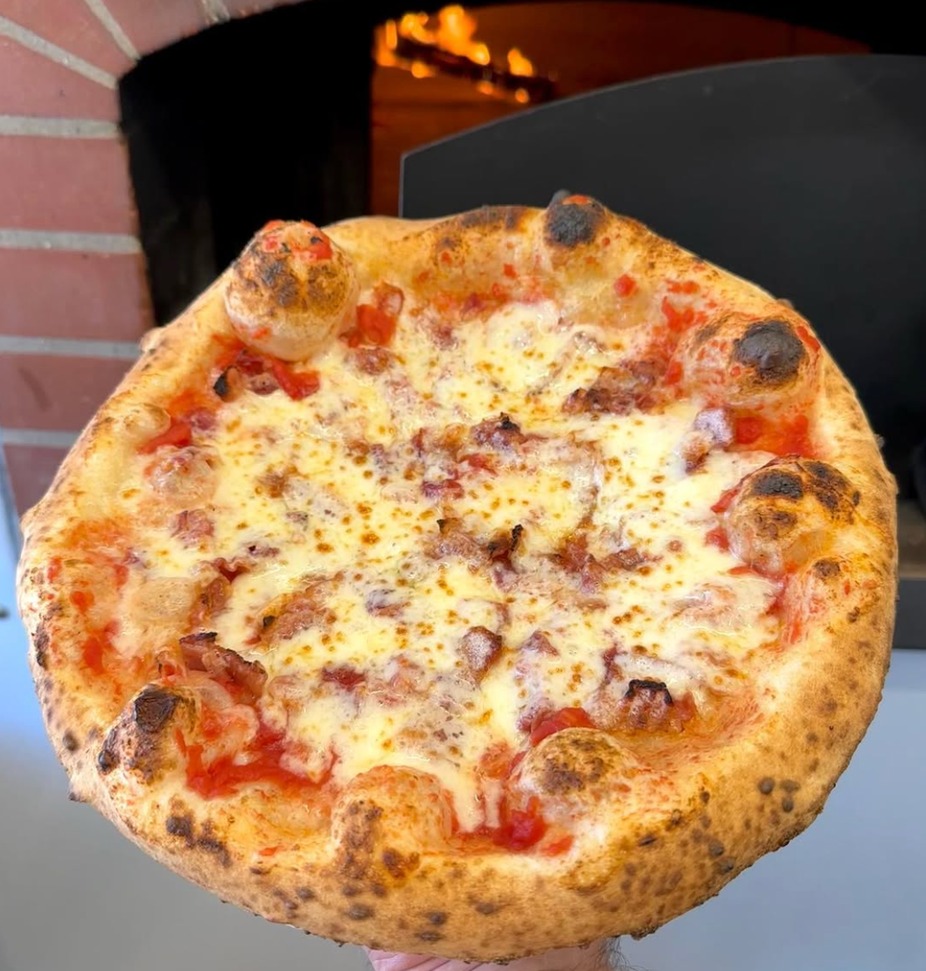 Food Truck: Uptown Pizza event photo