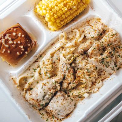 Chicken alfredo plate.