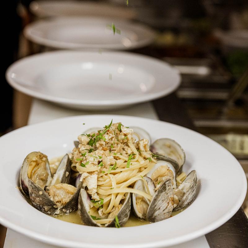 Linguine & Clams photo