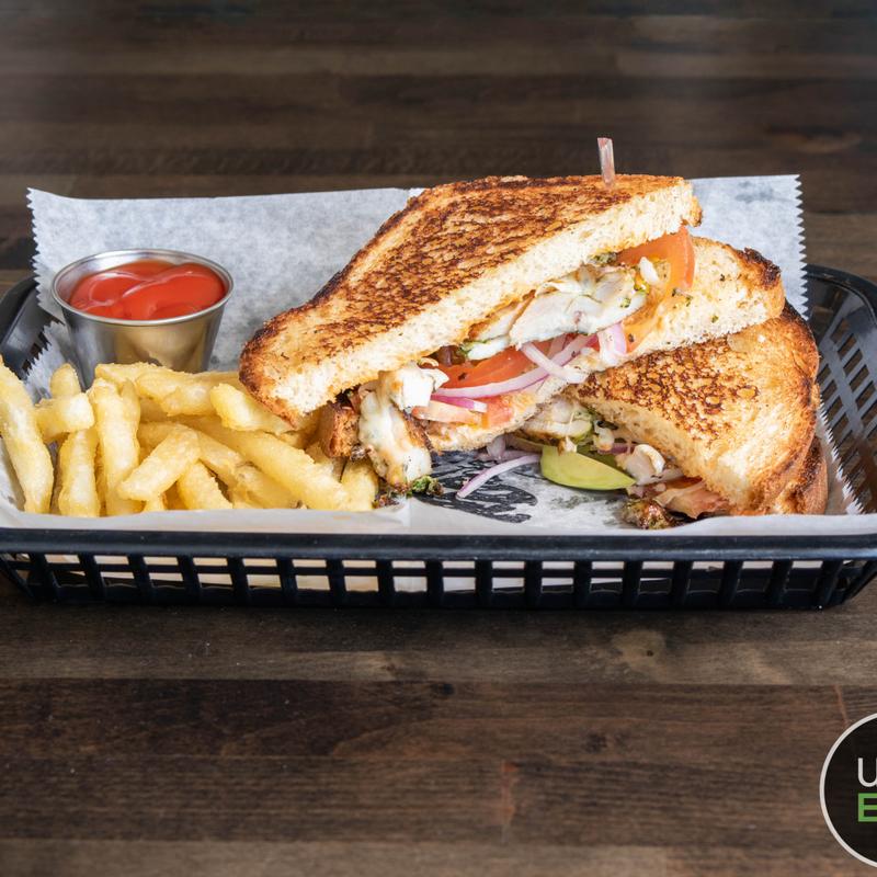 Chicken Pesto Sandwich photo