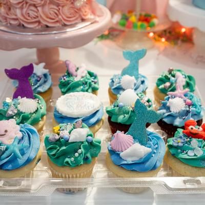 Under The Sea cupcakes.
