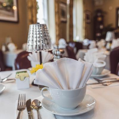 Tea cups and napkins.