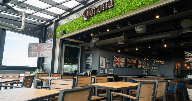 Covered patio, seating area