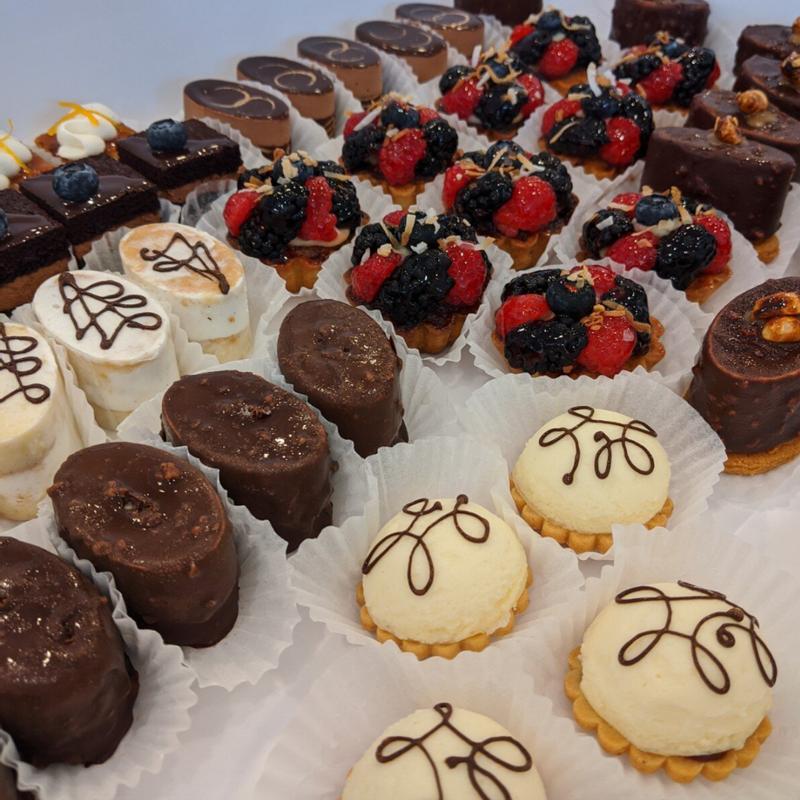 Petit Fours photo