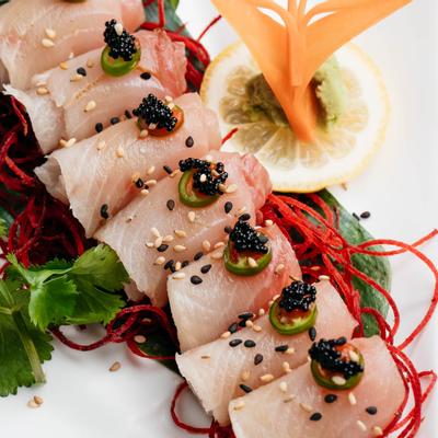 Yellow Tail Jalapeno rolls