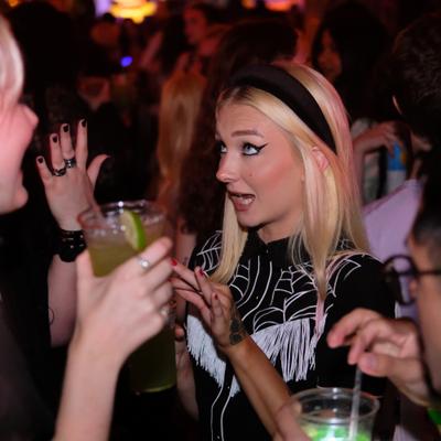 gallery photo number 187