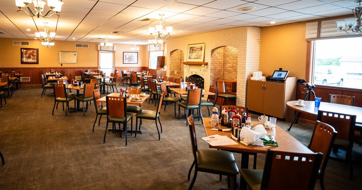 Interior dining area, chandeliers