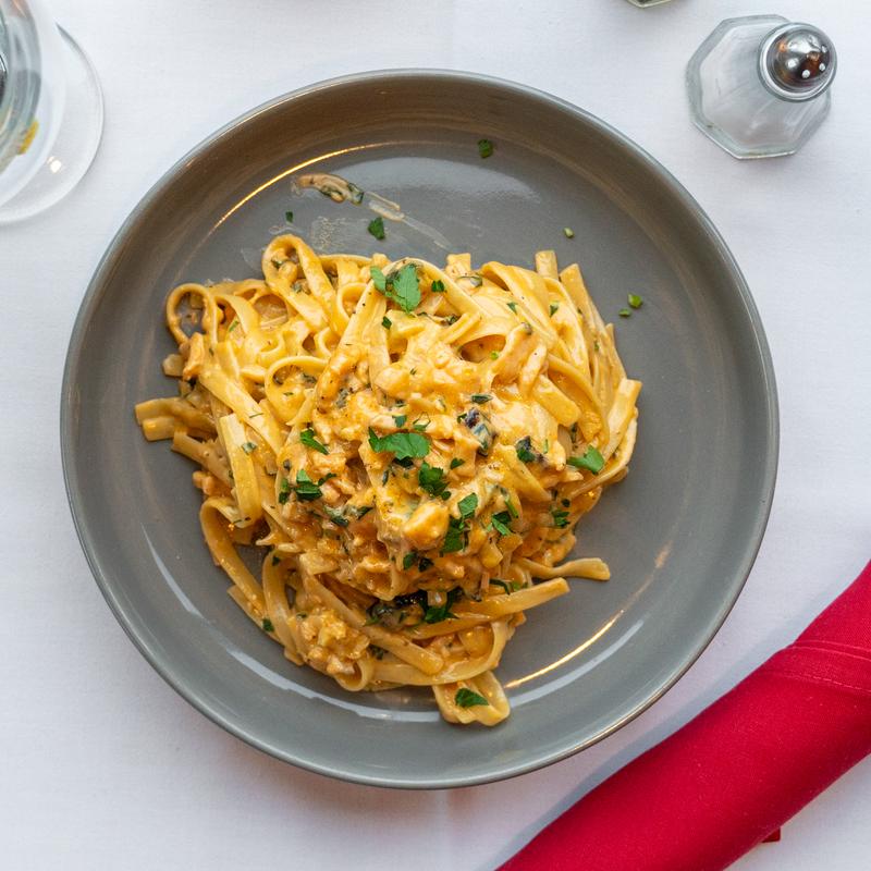 Fettuccine Al Salmone photo