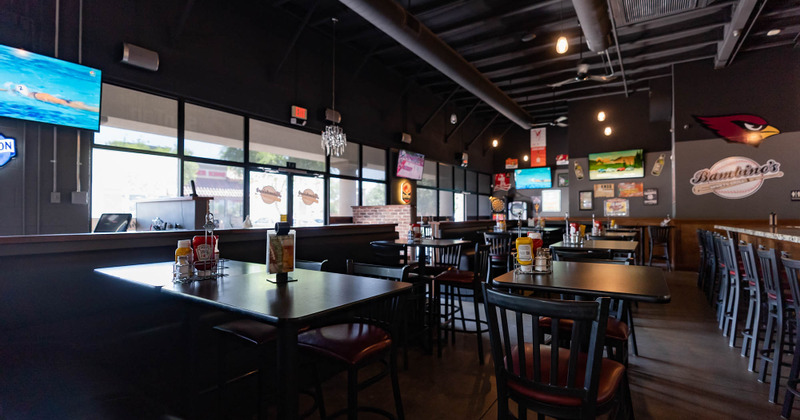 Interior, table setup