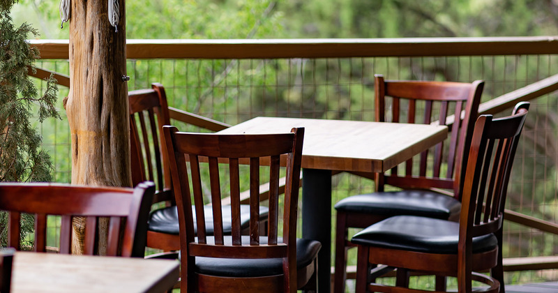 Exterior, table ready for guests