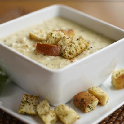 Cream soup with croutons.
