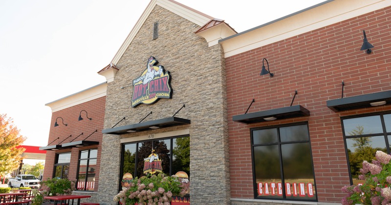 The exterior of Famous Hot Chix