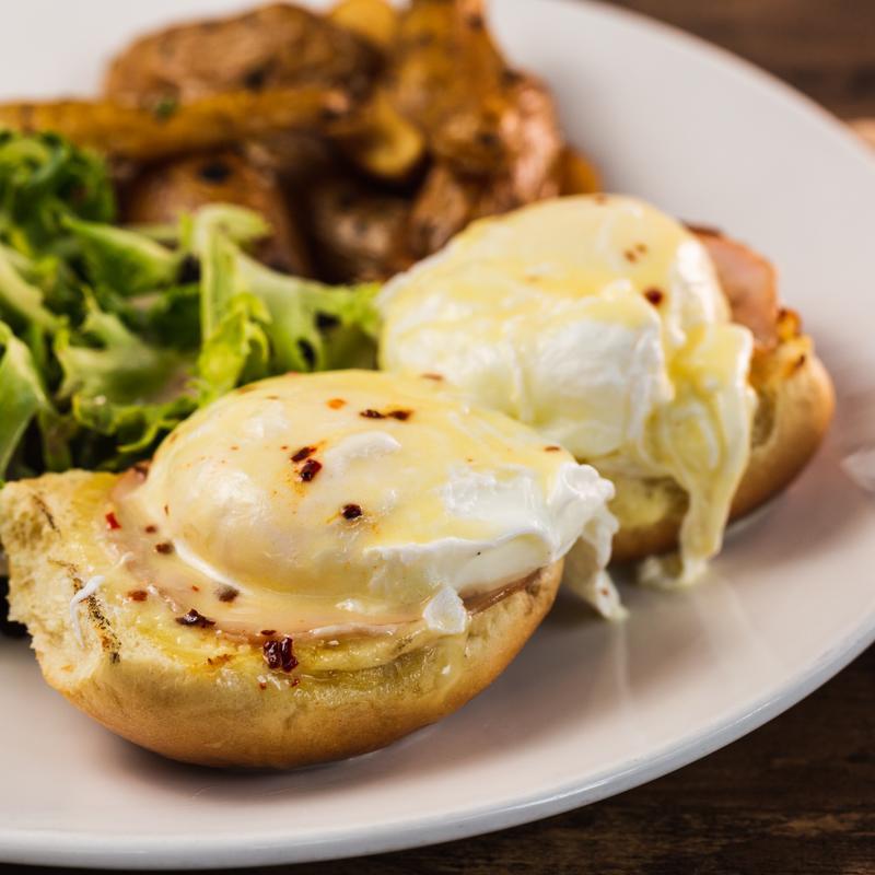 Eggs Benedict photo