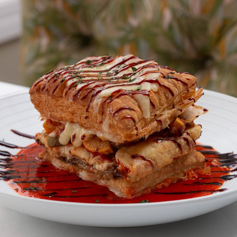 Onion Boursin Tart Tarte aux oignons et au Boursin photo