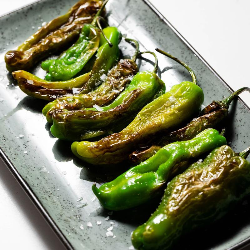 pimientos shishito photo