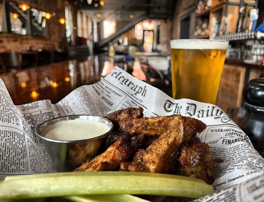 Tuesday Wings & A Pint event photo