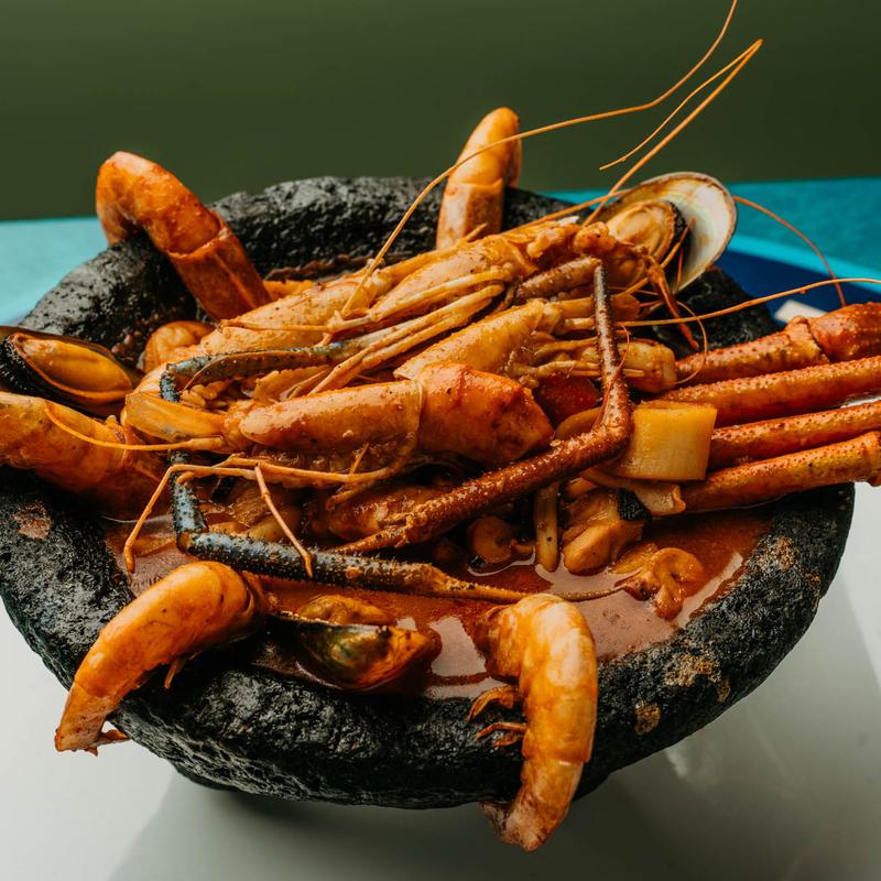 menu item 10 of 10, Molcajete De Mariscos