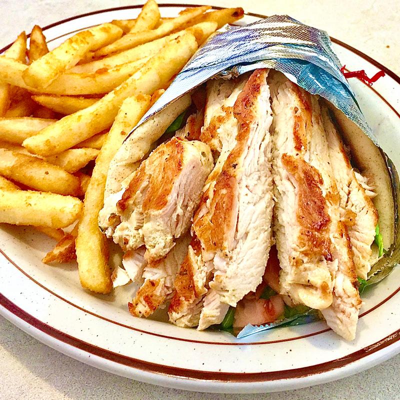 #4 Grilled Chicken Pita photo