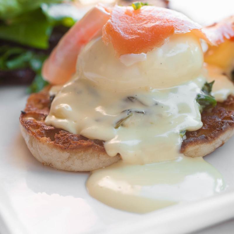 Oeufs Bénédicte Au Saumon Fumé photo