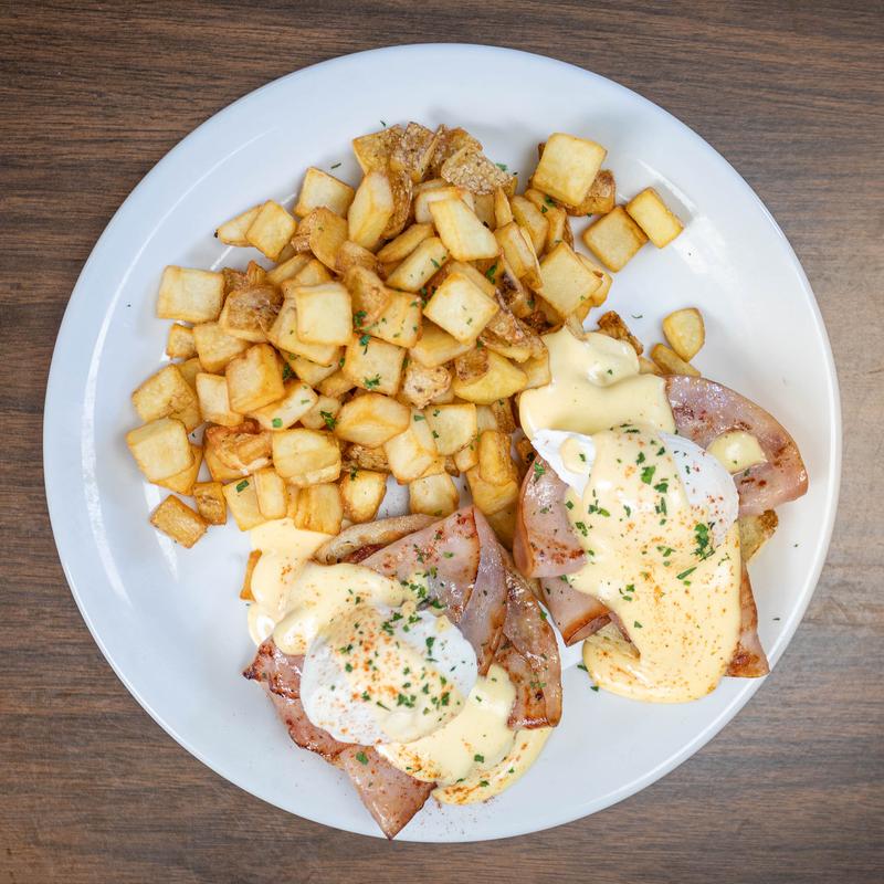 Eggs Benedict photo