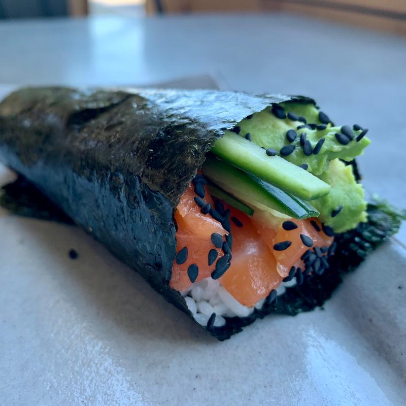 Salmon Hand Roll photo