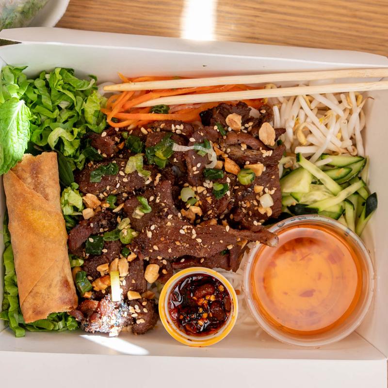 Lemongrass Pork Bún photo