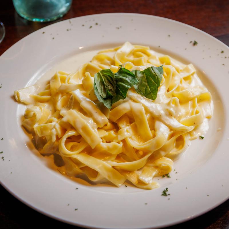 Fettucino Alfredo photo