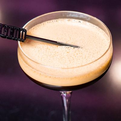 Cà Phê Sũa Martini cocktail.