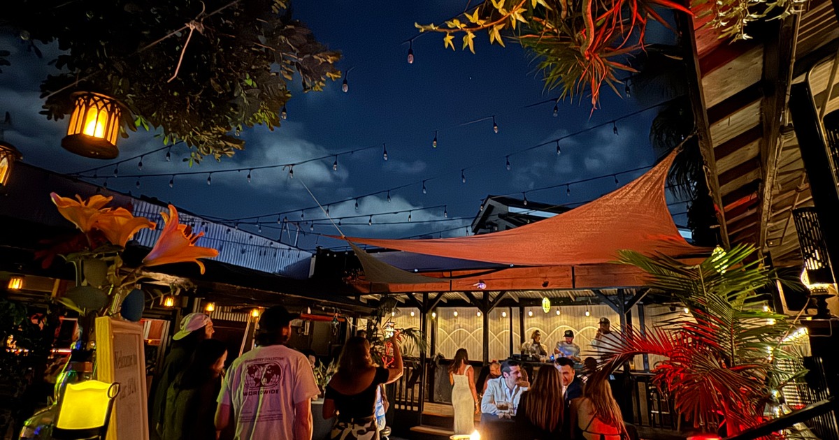 Bar 1924's outfoor patio in Point Loma. Perfect for intimate, unhurried evenings.