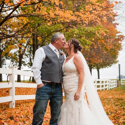 Wedding Couple on the lawn at Next Chapter Winery.
