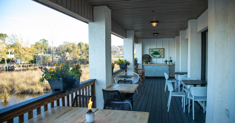 Exterior area, tables ready for guests