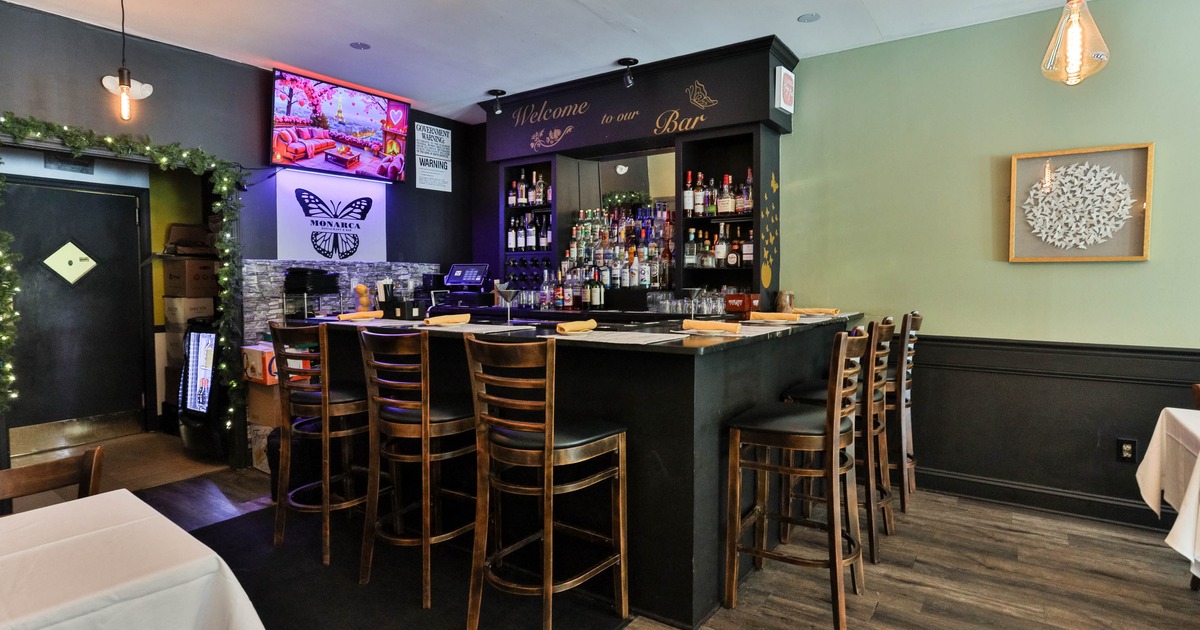 Interior bar area