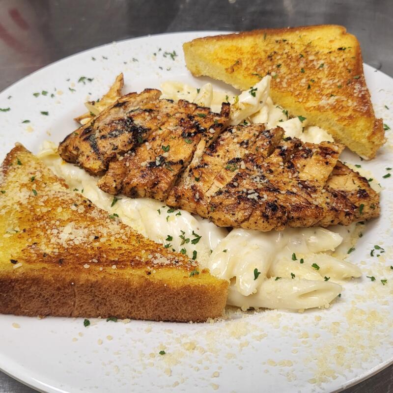 Mama’s Alfredo photo