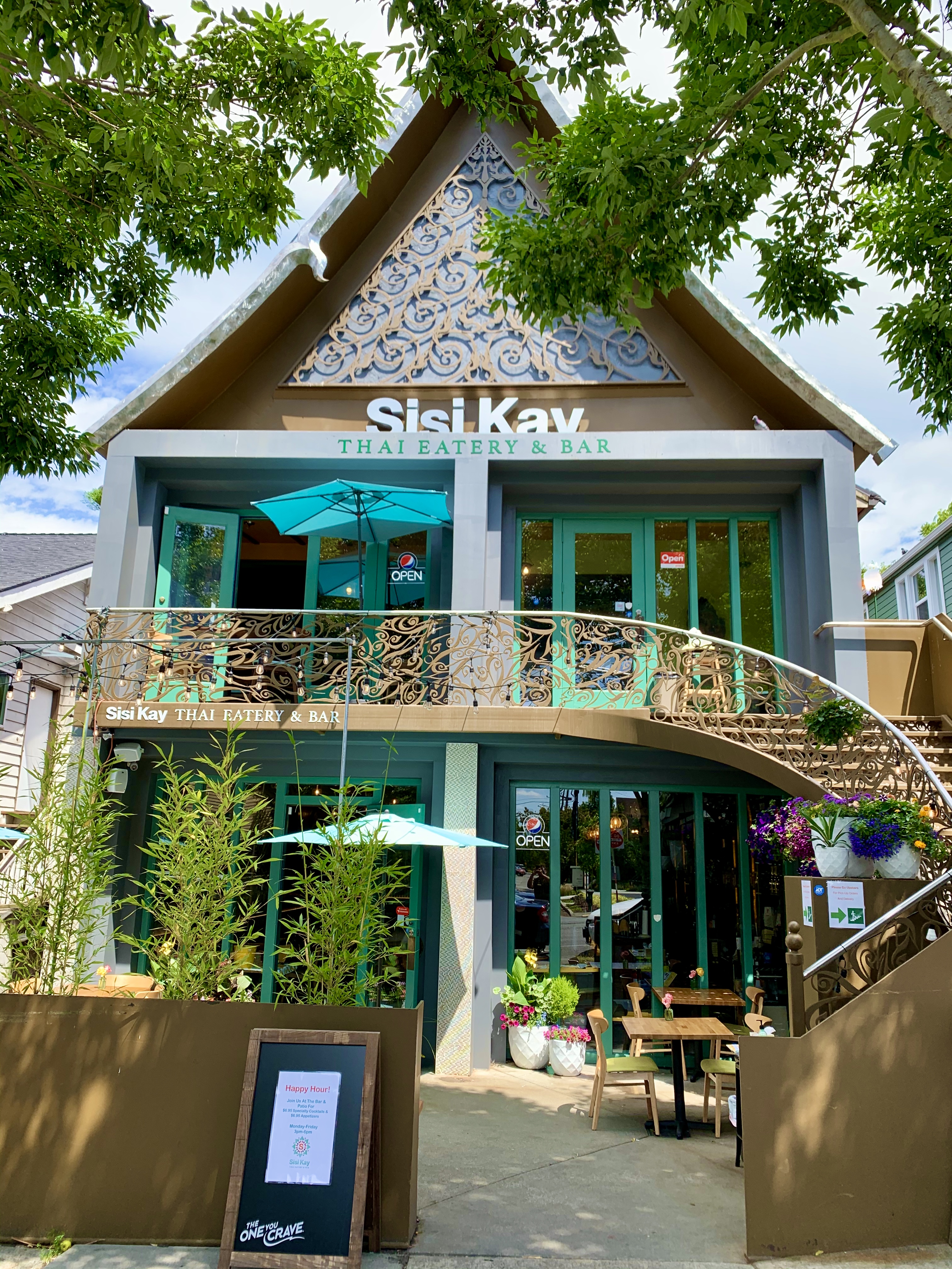 SisiKay Thai Seattle Front View Restaurant