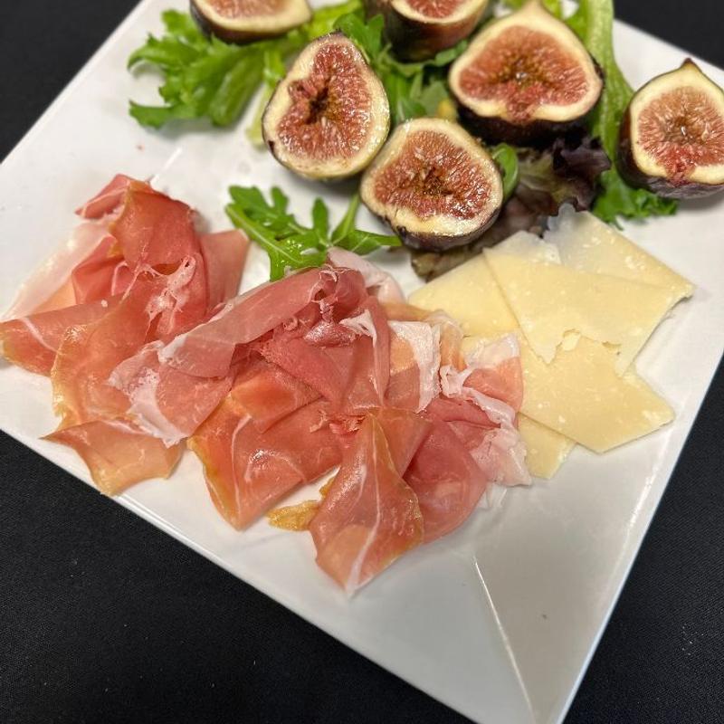 Fichi, Prosciutto e Parmigiano photo