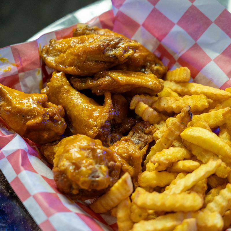 menu item 1 of 10, Wings (10 pcs)