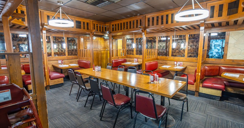 Diner room, table, chairs,