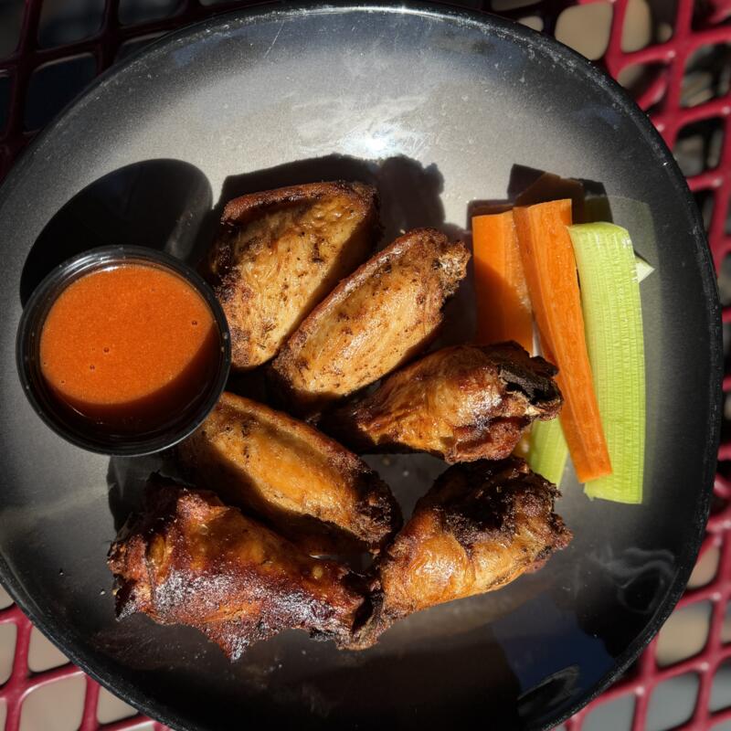 6 Wings photo