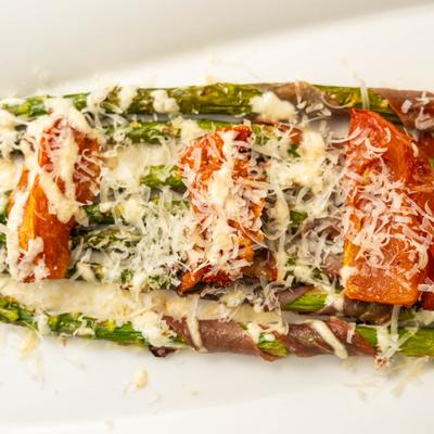 Prosciutto Wrapped Grilled Asparagus photo