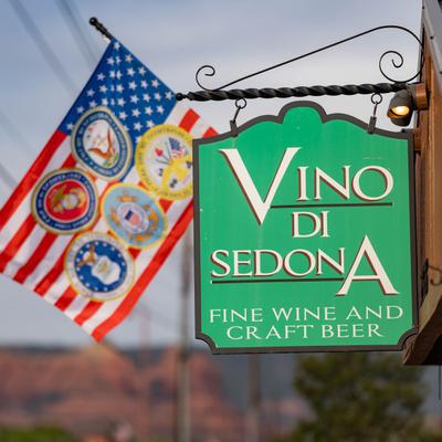 Exterior, Vino Di Sedona hanging sign