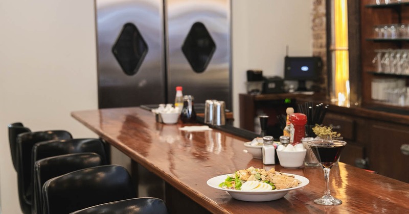 Bar diner table, chairs