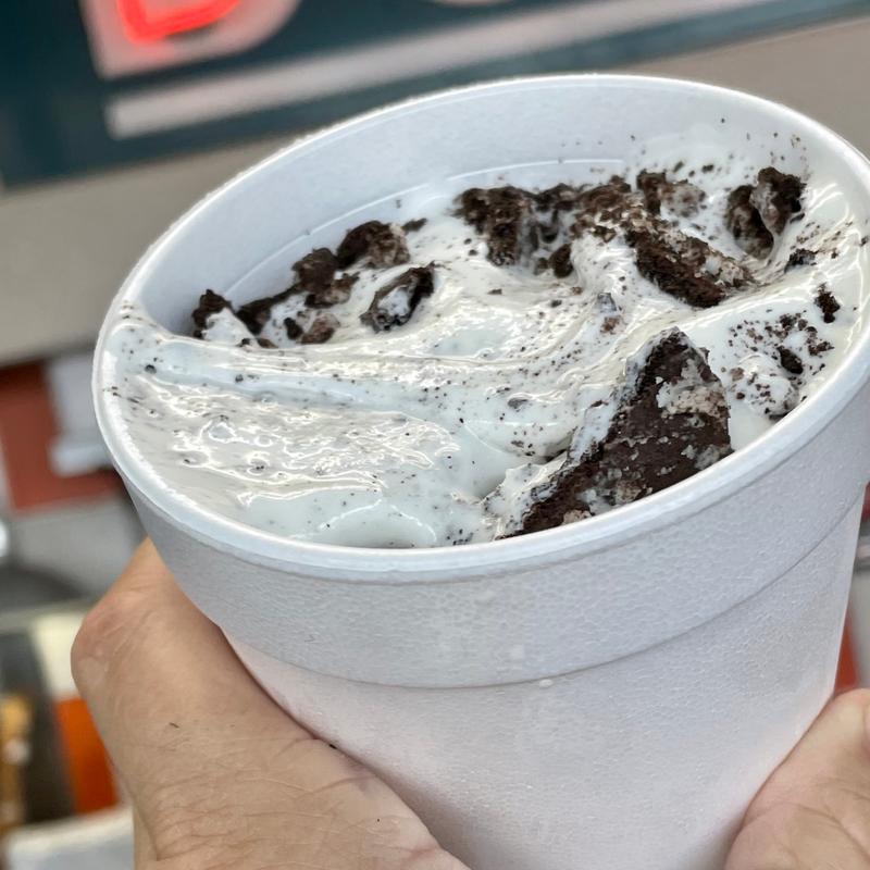 Cookies & Cream Shake - Seasonal photo