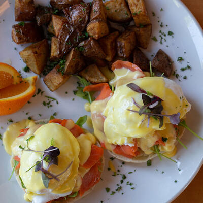 Eggs Benedict photo