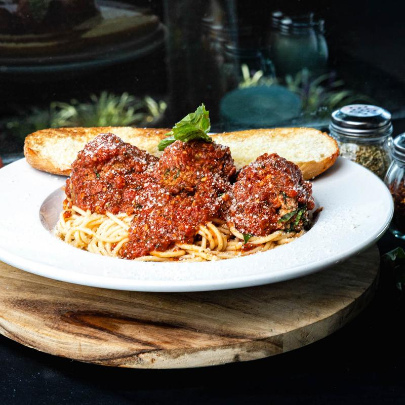 Spaghetti & Meatballs photo