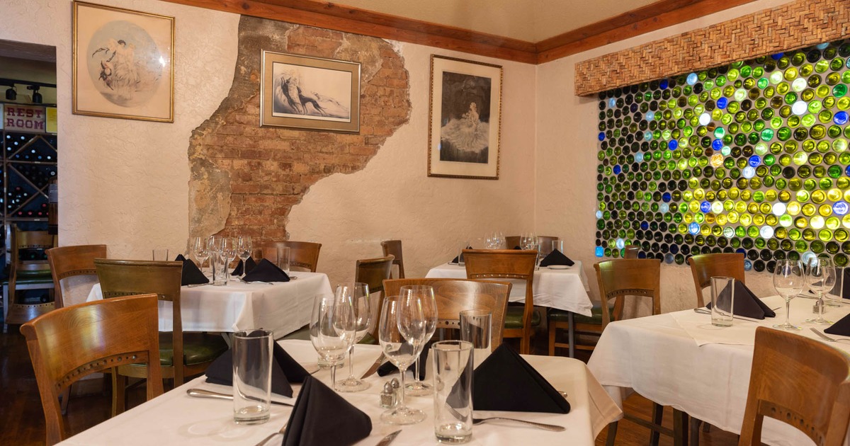 Interior, chairs and tables with tableware