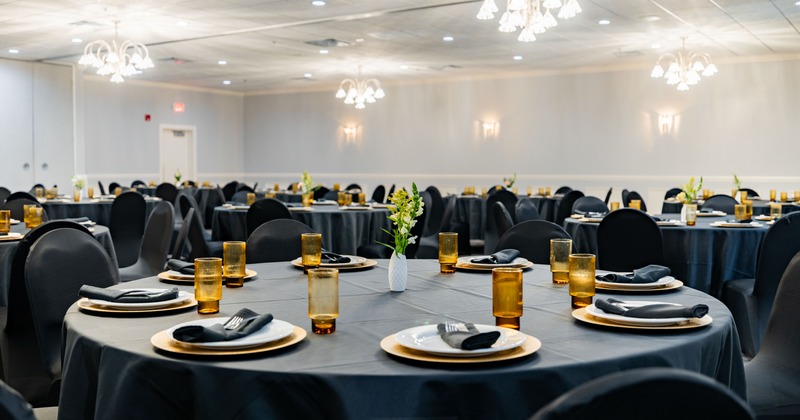 Latitudes Restaurant and Bar Private Banquet Room
